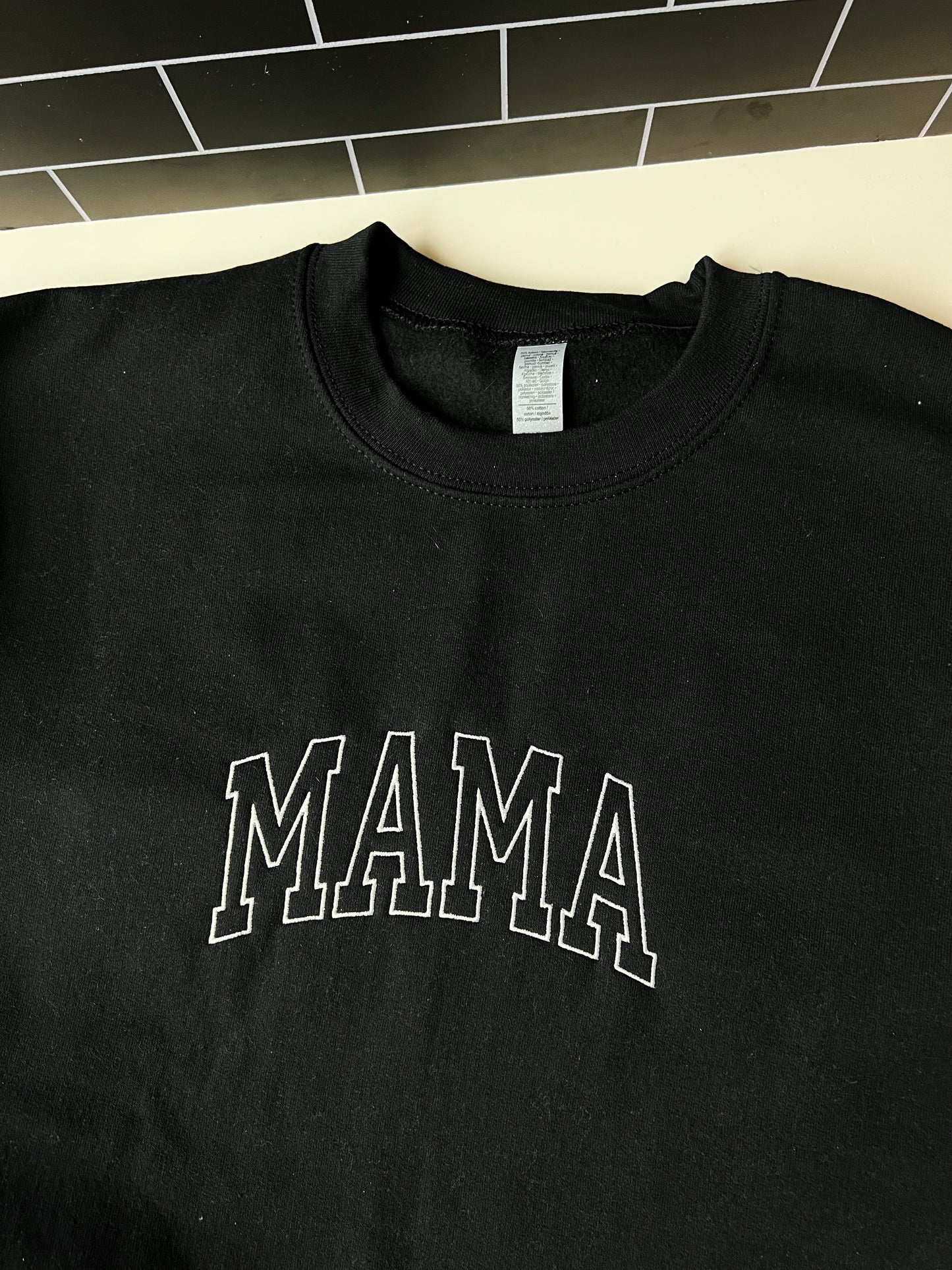 MAMA Embroidery sweatshirt